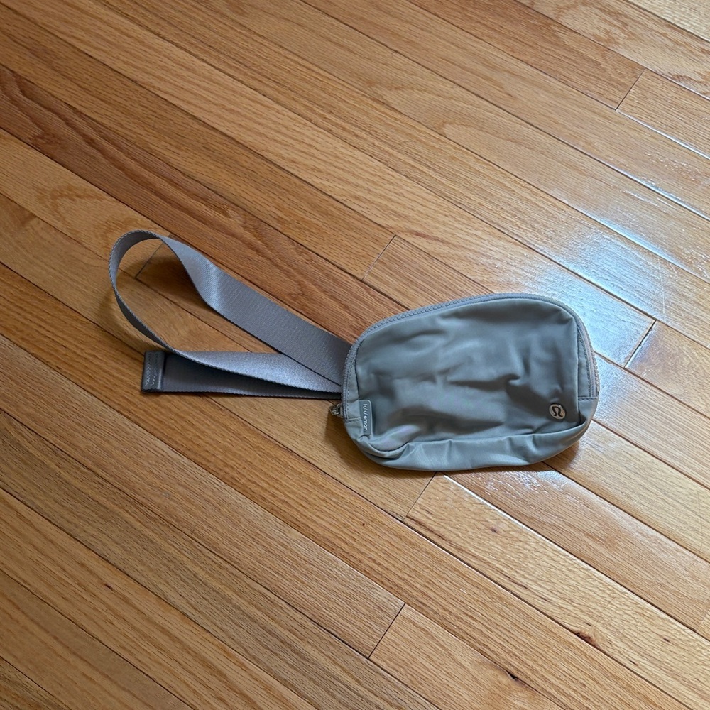 lululemon athletica Gray Crossbody Bag